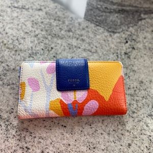 Fossil wallet